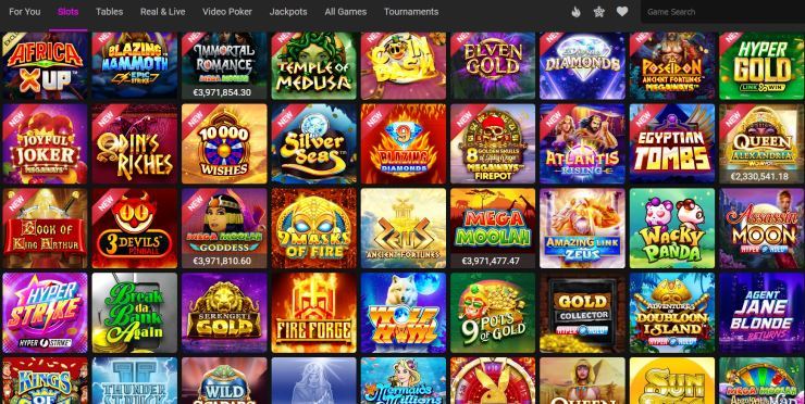 Jackpot City carries a bewildering amount of custom slot machines with enticing names like Fore Forge, Hyper Strike, Temple of Medusa, Wacky Panda, Hyper Gold and dozens more.